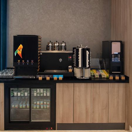 Hampton By Hilton Istanbul Merter Extérieur photo