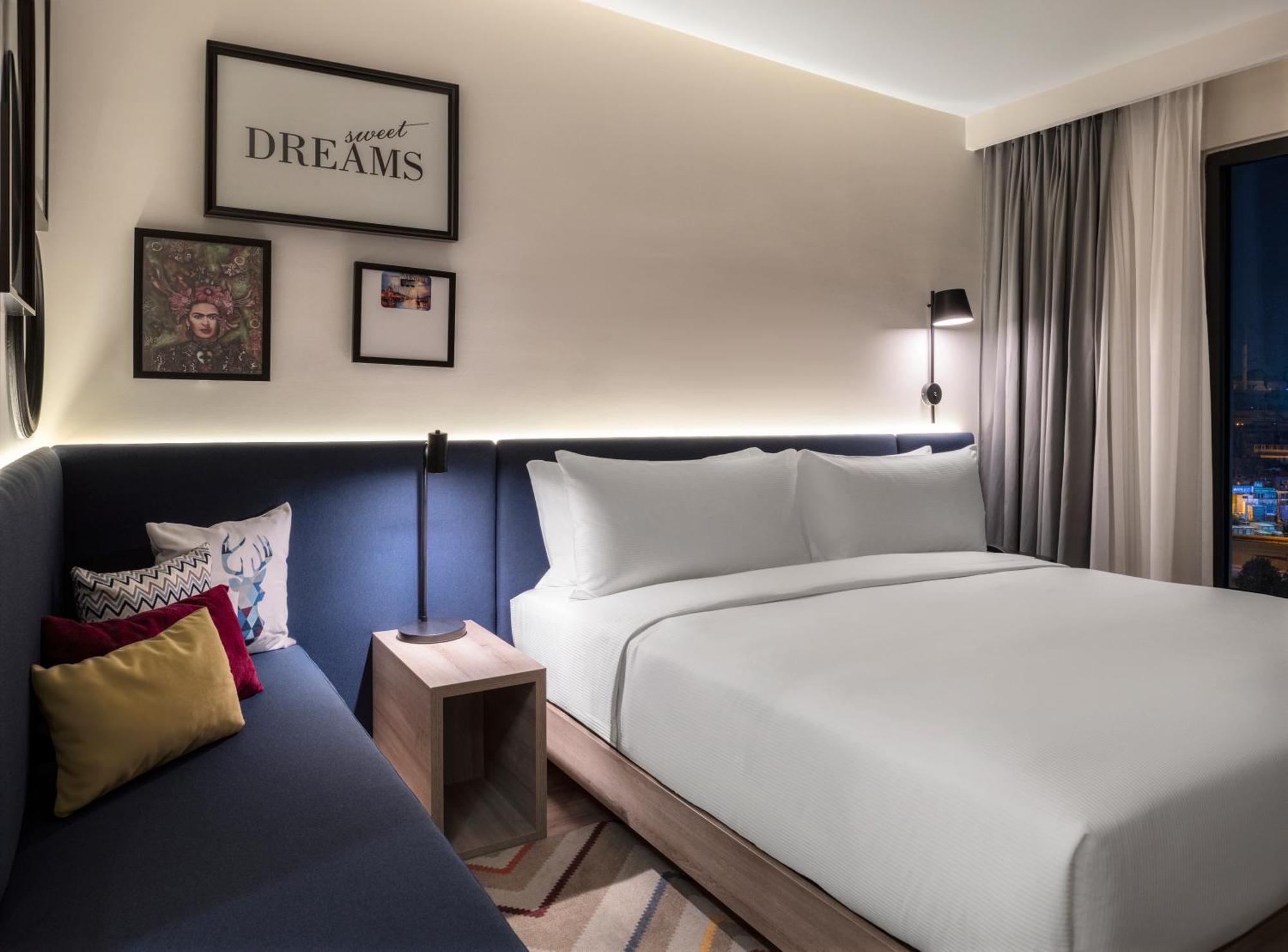 Hampton By Hilton Istanbul Merter Extérieur photo