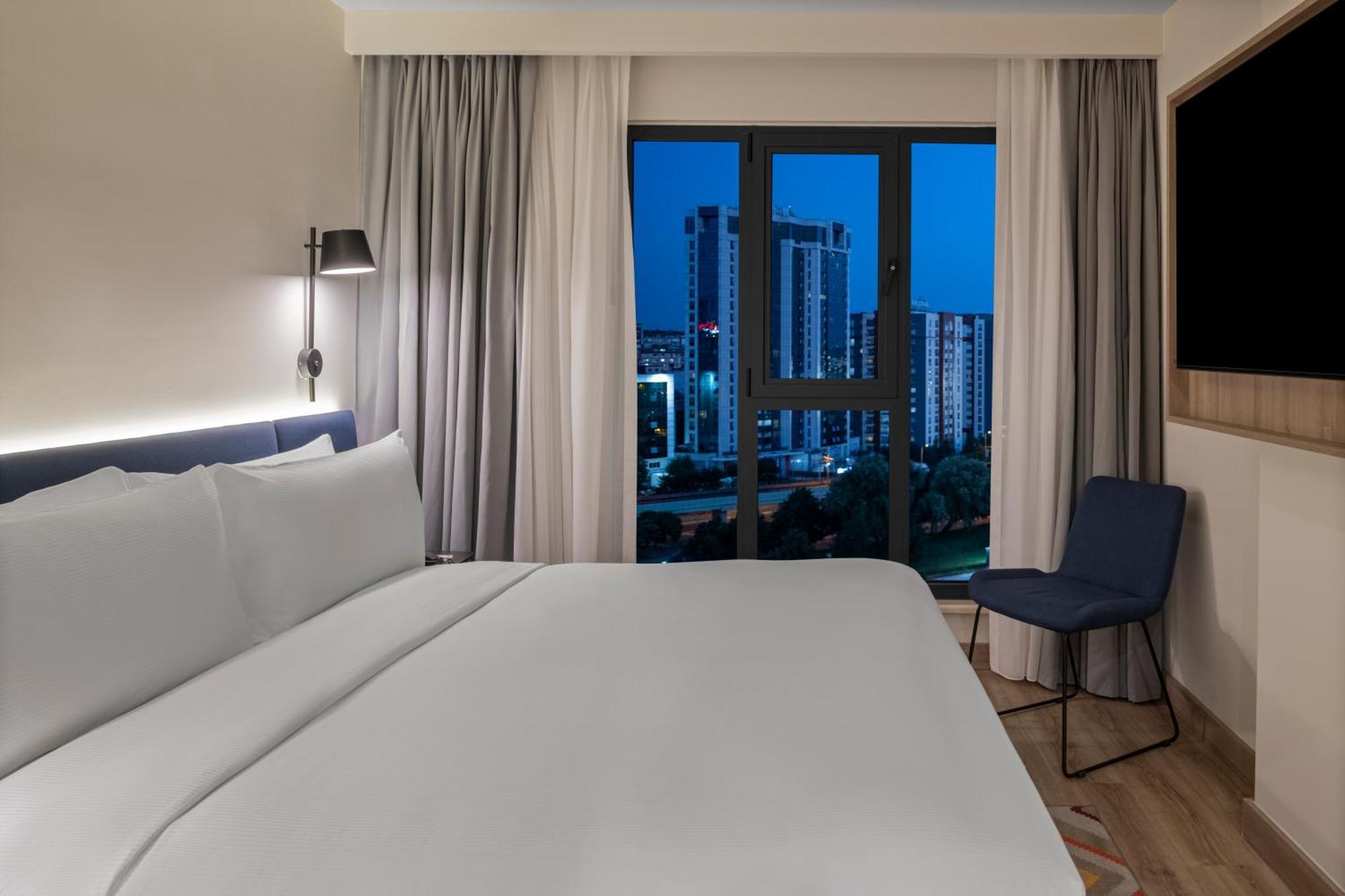 Hampton By Hilton Istanbul Merter Extérieur photo