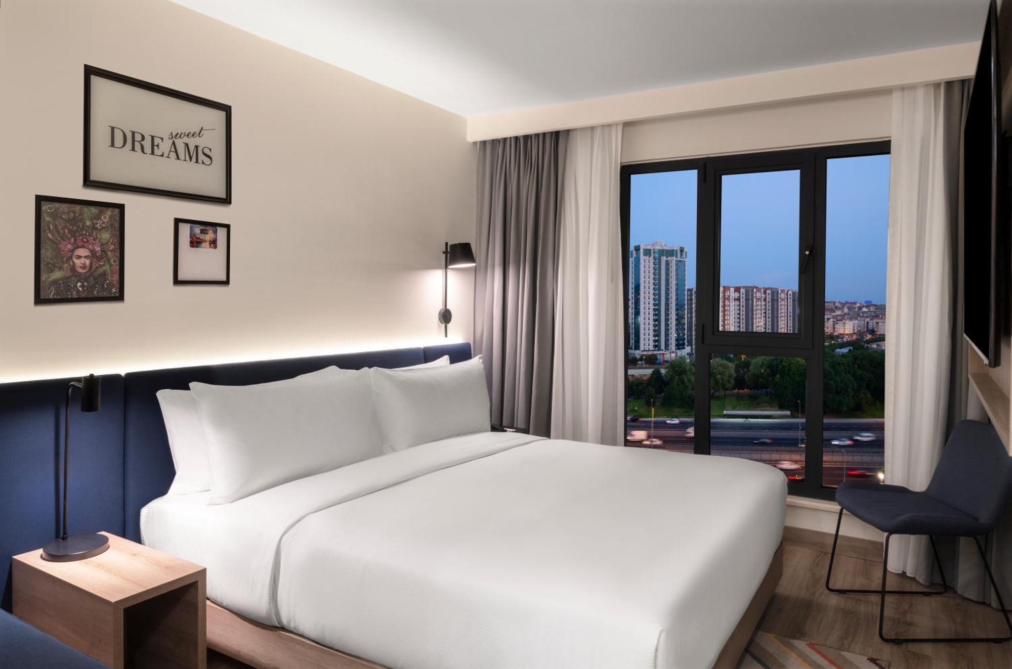 Hampton By Hilton Istanbul Merter Extérieur photo